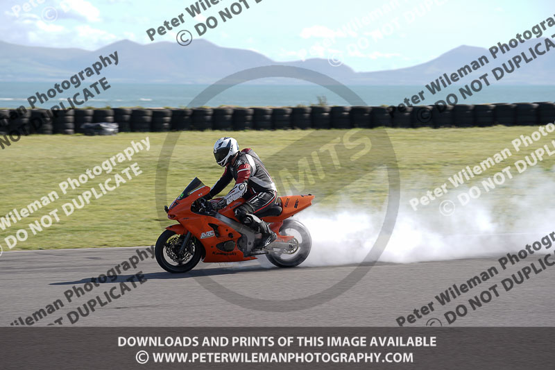 anglesey no limits trackday;anglesey photographs;anglesey trackday photographs;enduro digital images;event digital images;eventdigitalimages;no limits trackdays;peter wileman photography;racing digital images;trac mon;trackday digital images;trackday photos;ty croes